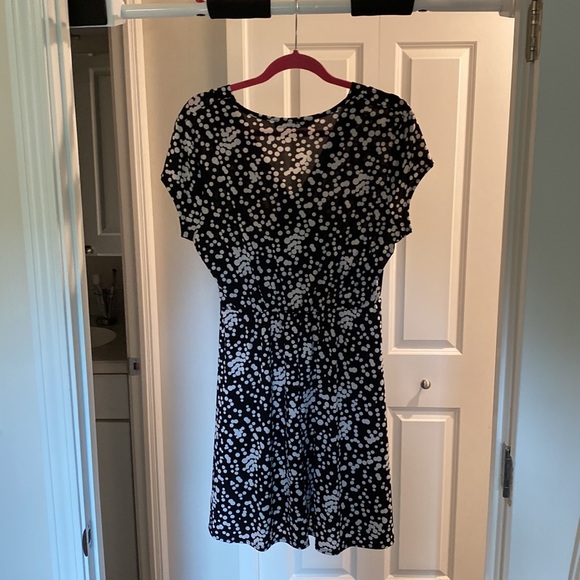 Adorable Dress! - Picture 4 of 5